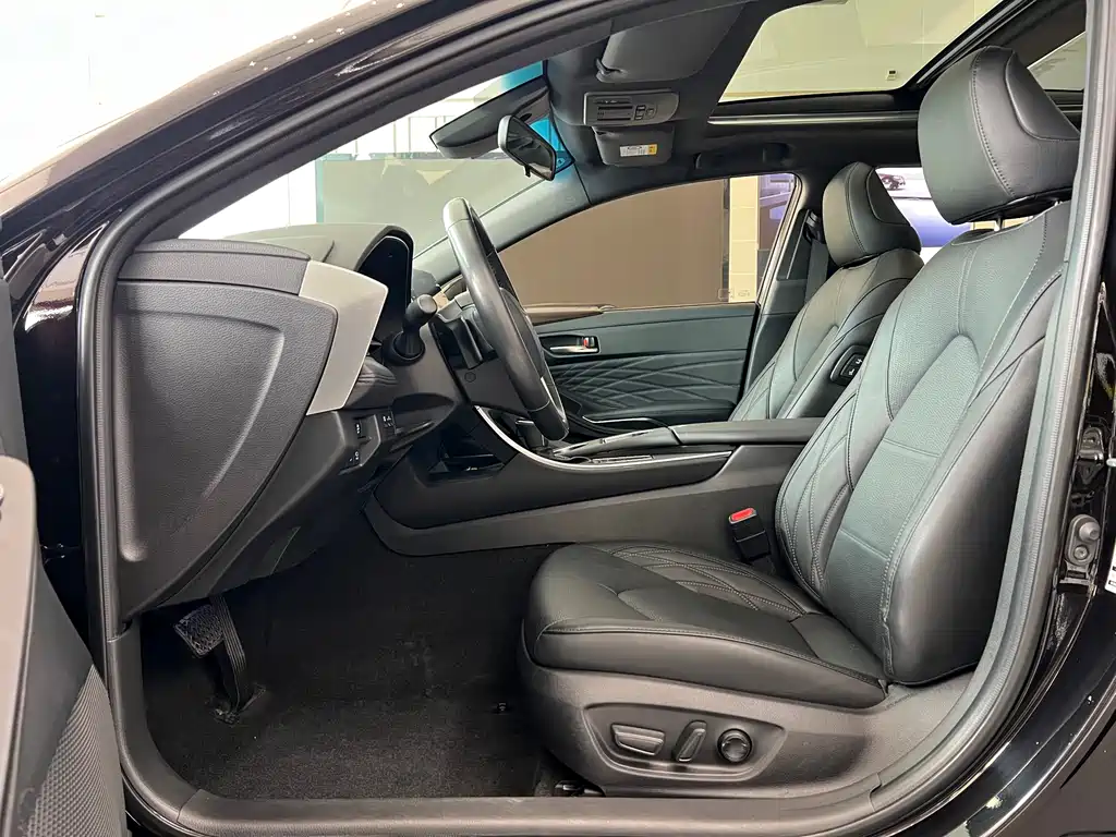 Asia Dragon 2019 2.5L Touring Premium Edition National VI купить на сайте DeffCars