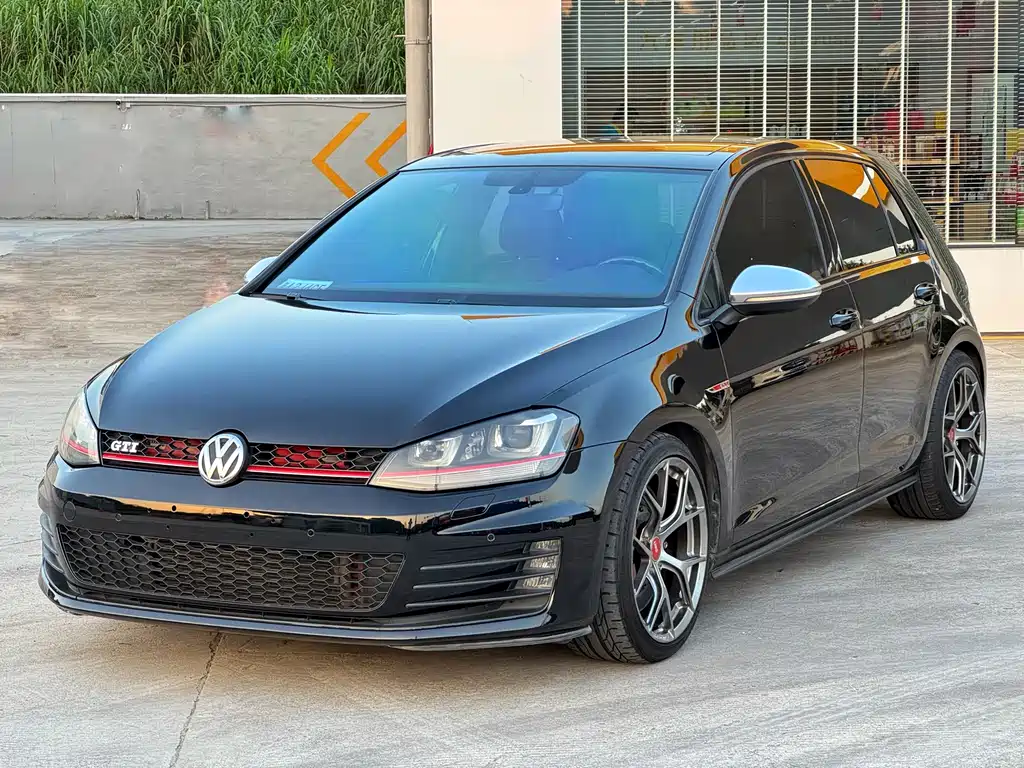 Golf GTI 2016 2.0TSI GTI купить на сайте DeffCars
