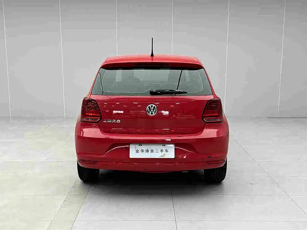 Polo 2014 1.4L automatic comfort version купить на сайте DeffCars