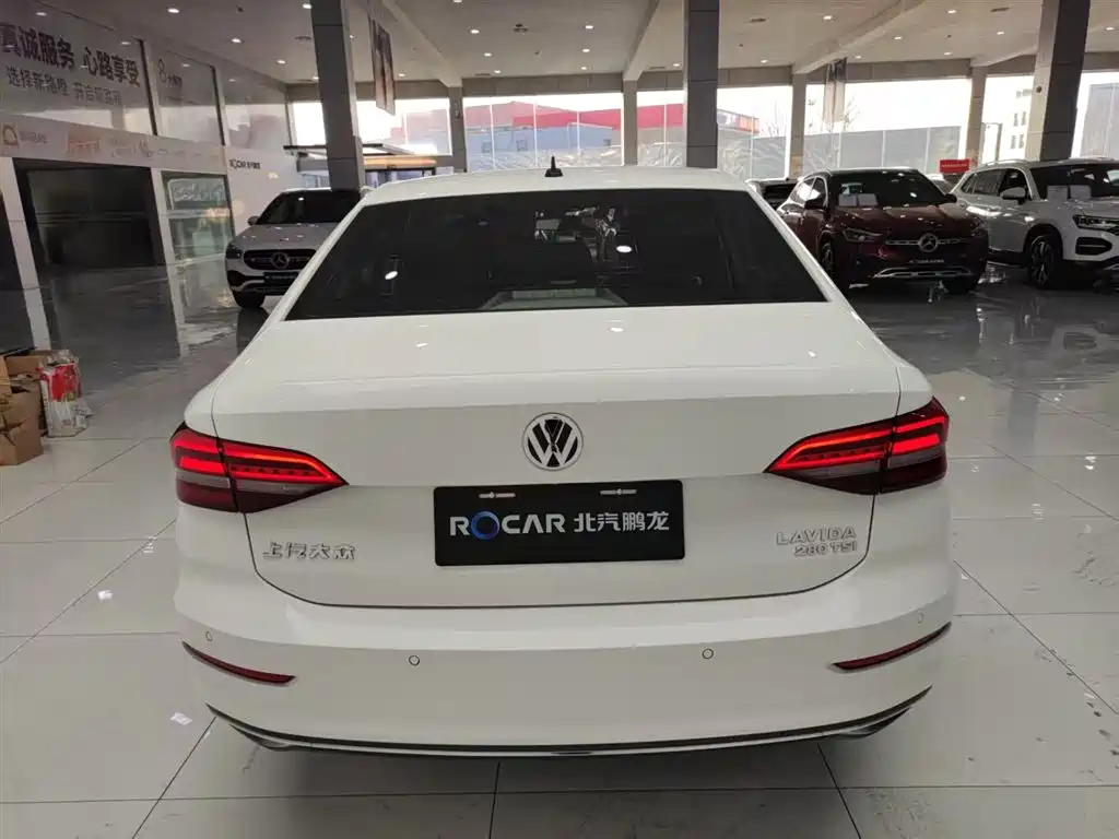 Lavida 2019 280TSI DSG Deluxe Edition National VI купить на сайте DeffCars