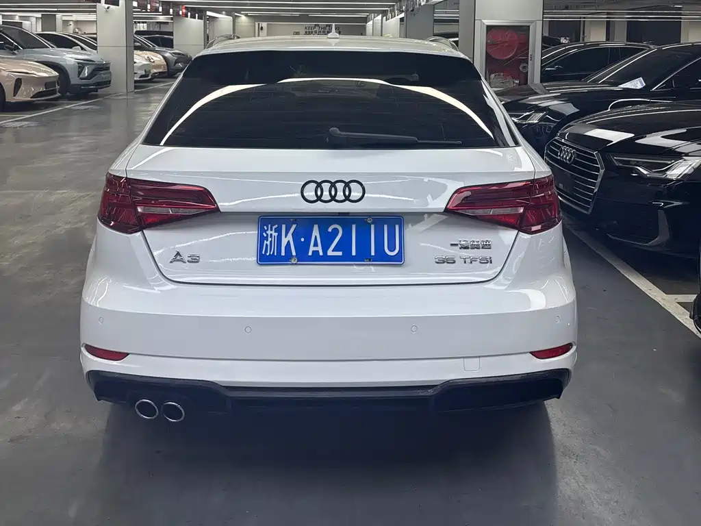 Audi A3 2018 30th Anniversary Model Sportback 35 TFSI Sports купить на сайте DeffCars