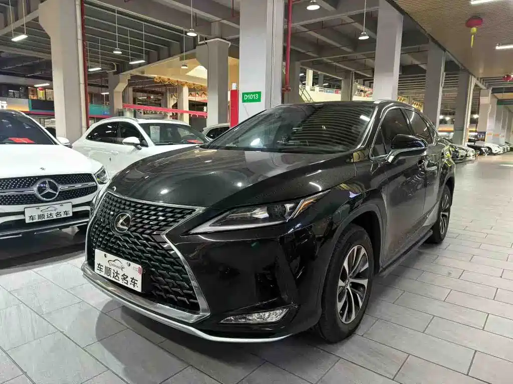 Lexus RX 2020 300 2WD Elite Edition National VI купить на сайте DeffCars