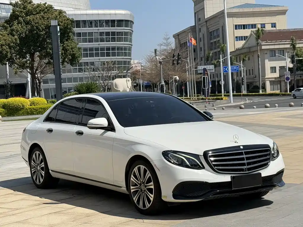 Mercedes-Benz E-Class 2016 E 300 L Luxury Model купить на сайте DeffCars