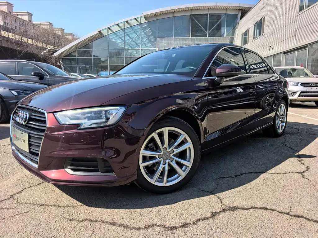Audi A3 2018 30th Anniversary Limousine 35 TFSI Enterprising купить на сайте DeffCars