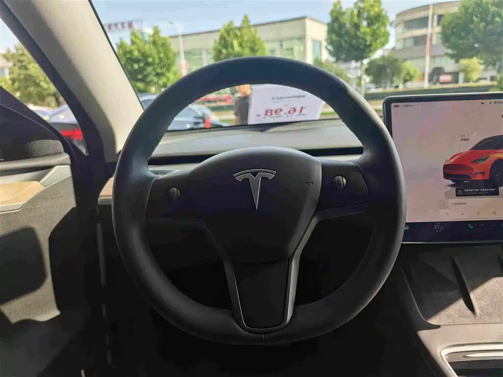 Model Y 2022 facelift rear-wheel drive version купить на сайте DeffCars