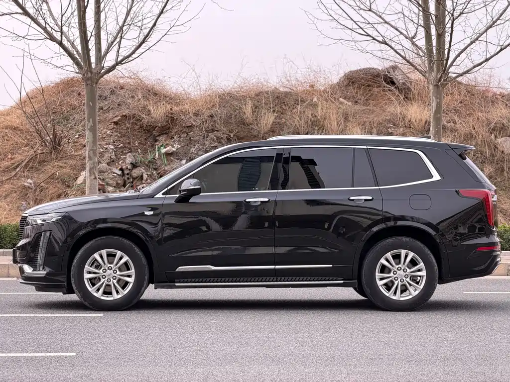 Cadillac XT6 2022 2.0T six-seat four-wheel drive stylish model купить на сайте DeffCars