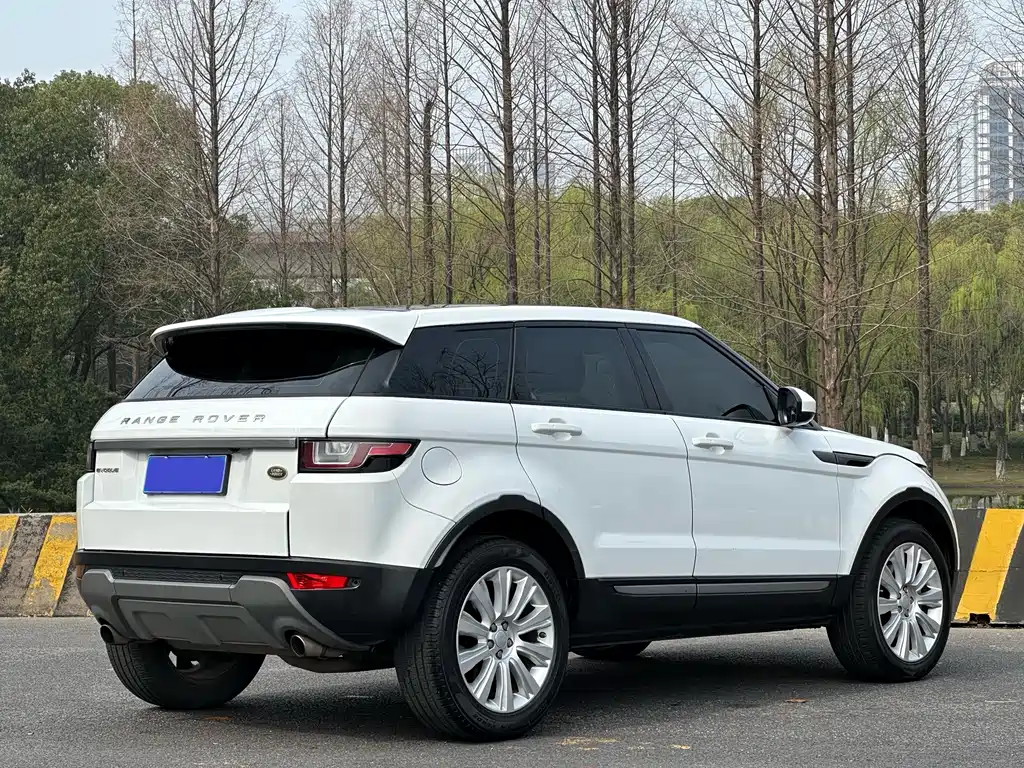 Range Rover Evoque 2016 2.0T SE Zhiyao Edition купить на сайте DeffCars