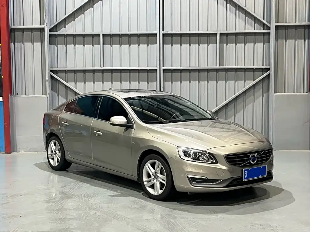 Volvo S60 2015 S60L T5 Smart Edition купить на сайте DeffCars