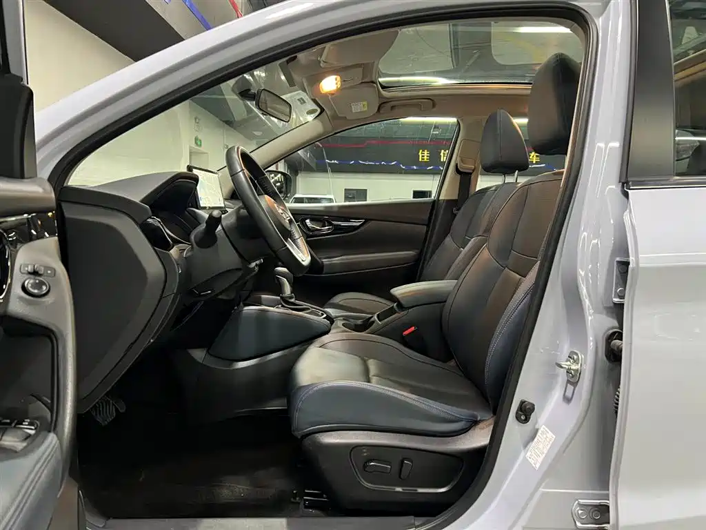 Qashqai 2025 Honor 2.0L CVT XV+ Leading Edition купить на сайте DeffCars