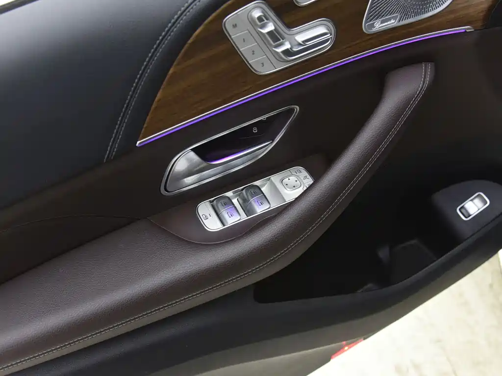 Mercedes-Benz GLS 2021 GLS 450 4MATIC luxury model купить на сайте DeffCars