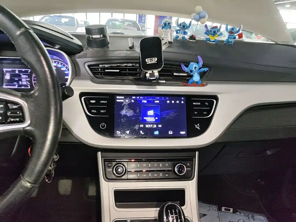 Vision 2018 1.5L Manual Happiness Edition купить на сайте DeffCars