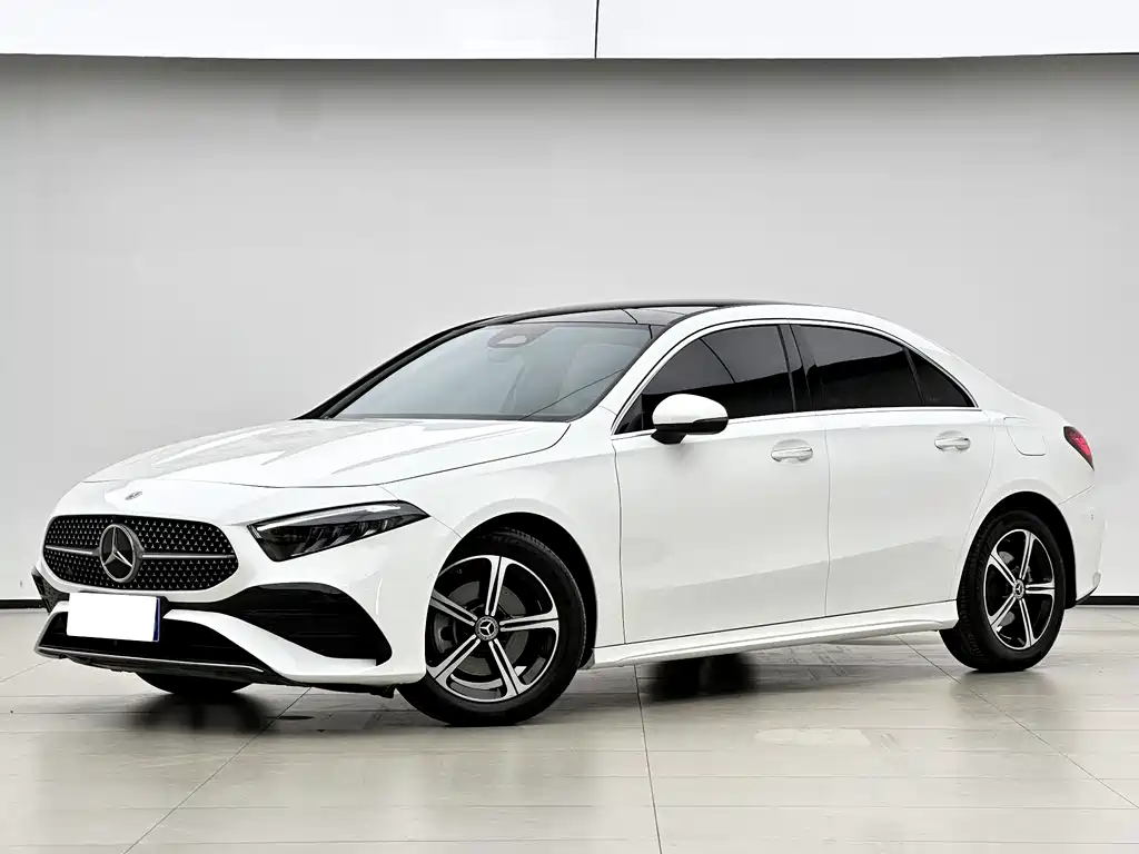 Mercedes-Benz A-Class 2024 A 200 L Fashion купить на сайте DeffCars