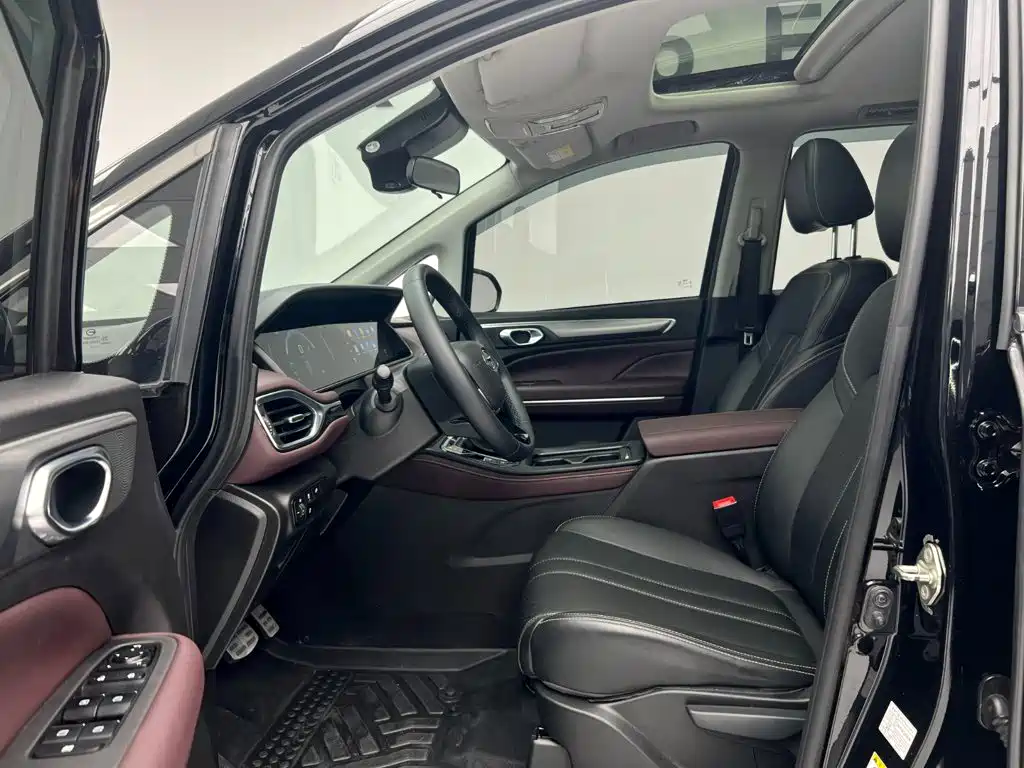 Trumpchi M6 2021 PRO 270T Automatic Deluxe Edition купить на сайте DeffCars