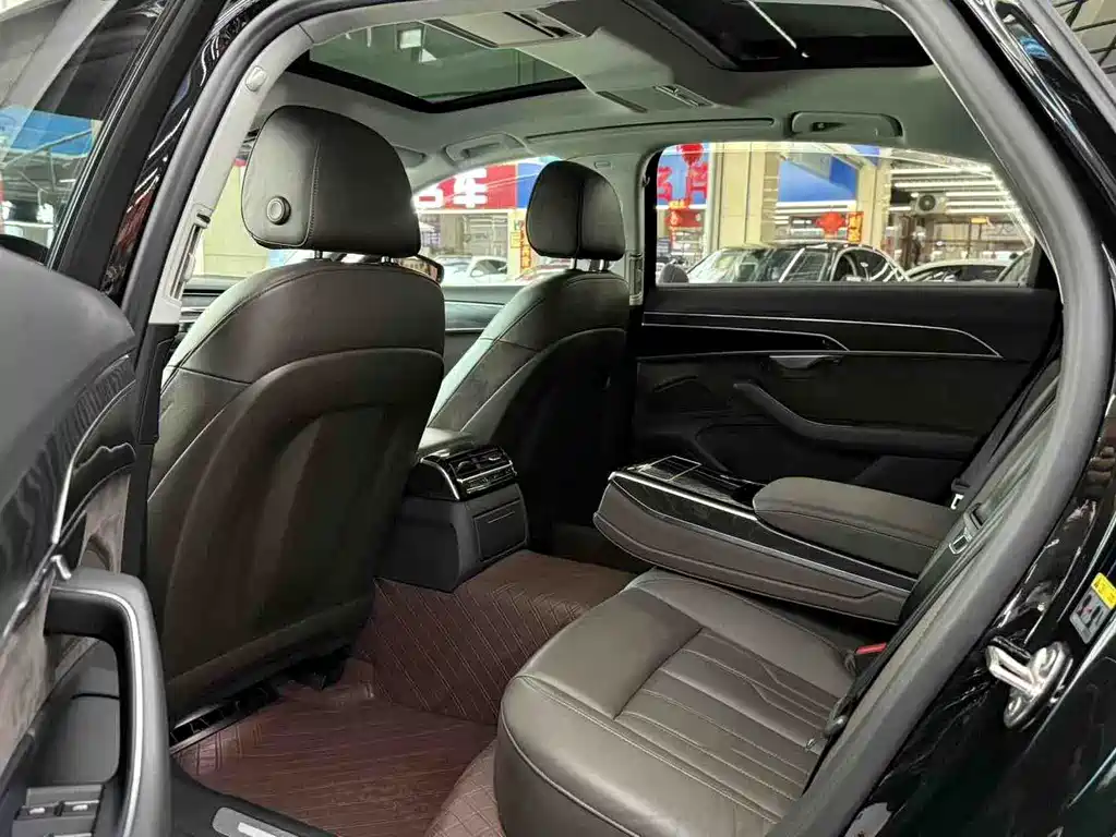 Audi A8 2018 A8L 55 TFSI quattro launch version elite model купить на сайте DeffCars
