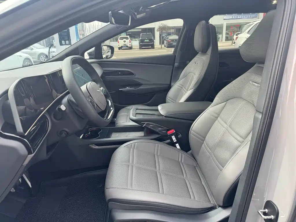 Hongqi EH7 2024 820 Pro купить на сайте DeffCars