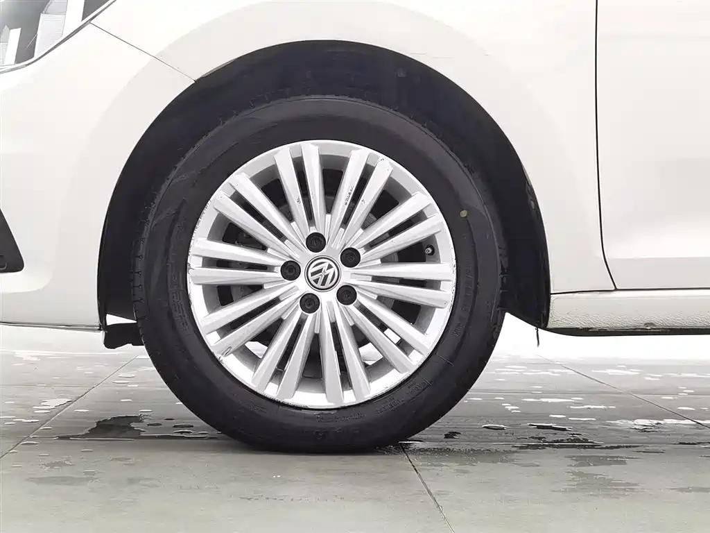 Santana 2019 1.5L automatic comfort version National VI купить на сайте DeffCars