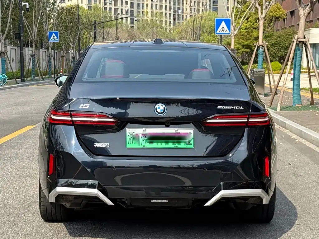 BMW i5 2025 eDrive 40L M Sports Package купить на сайте DeffCars