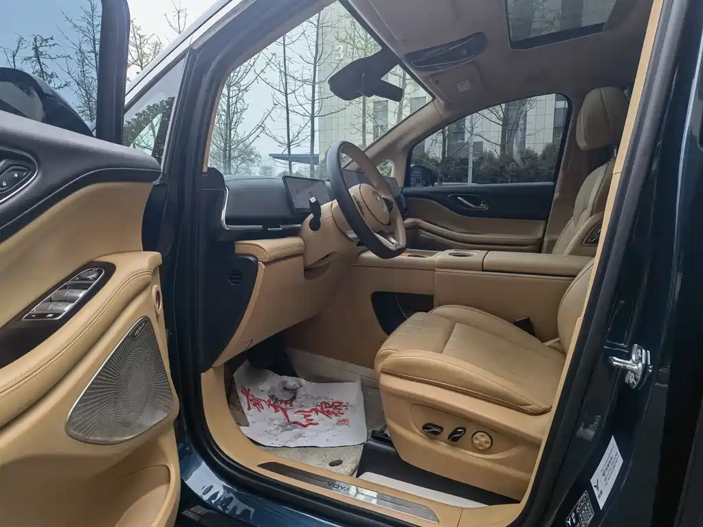 Lantu Dreamer 2025 PHEV four-wheel drive flagship Kunpeng version купить на сайте DeffCars