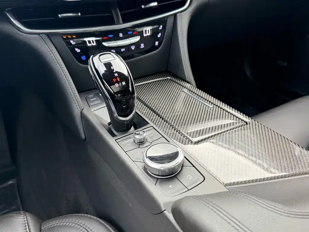 Cadillac CT6 2022 28T Platinum Type купить на сайте DeffCars