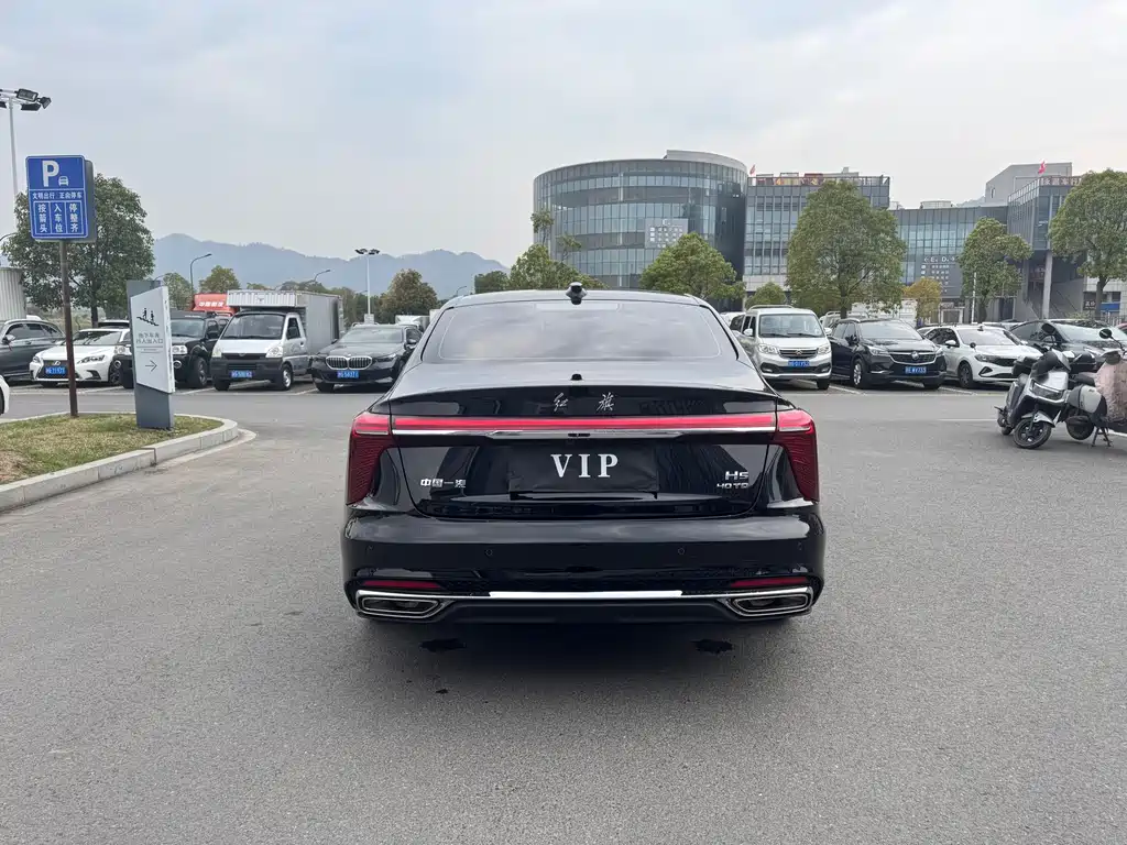 Hongqi H5 2024 2.0T Automatic Zhilianqichang Edition купить на сайте DeffCars