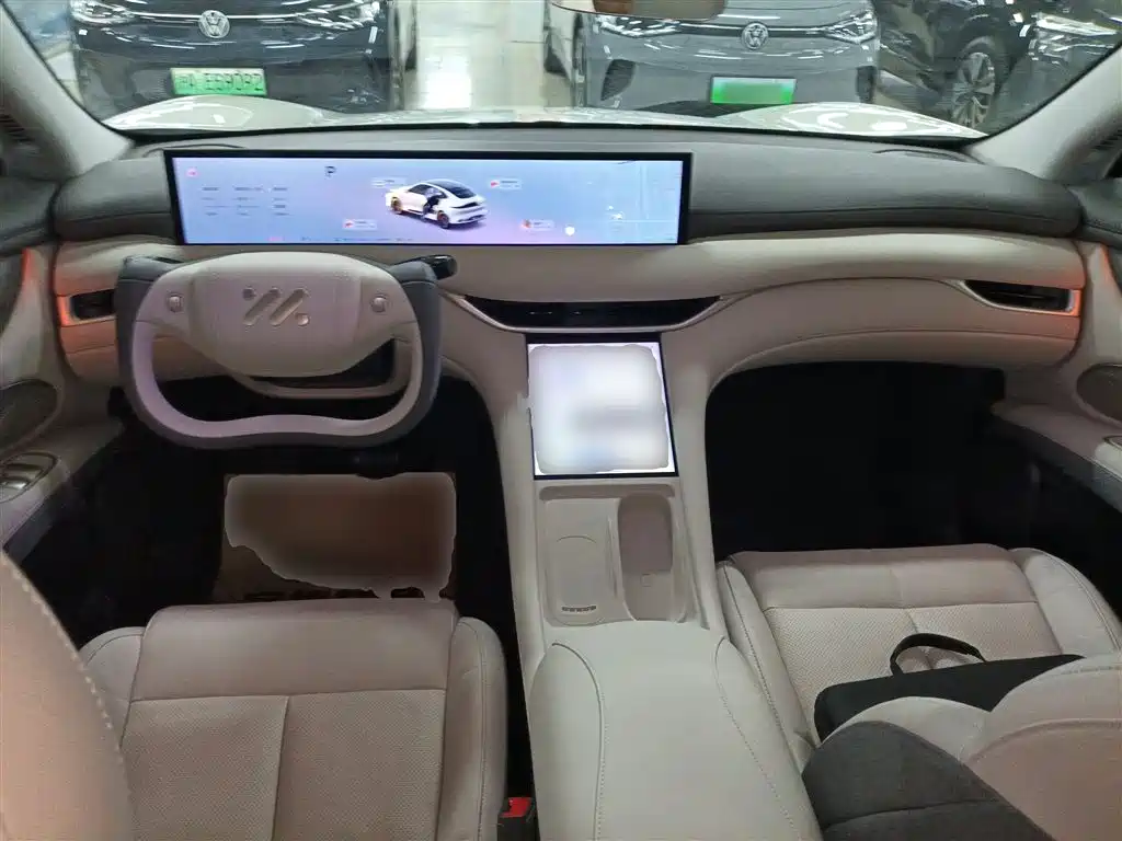 Zhiji LS6 2025 Smart Lizard Driving Edition купить на сайте DeffCars