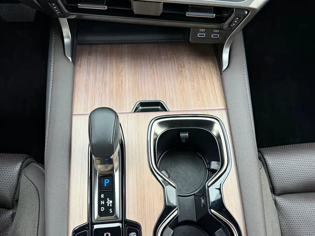 Lexus RX New Energy 2023 450h+ Four-wheel Drive Enjoyment Edition купить на сайте DeffCars