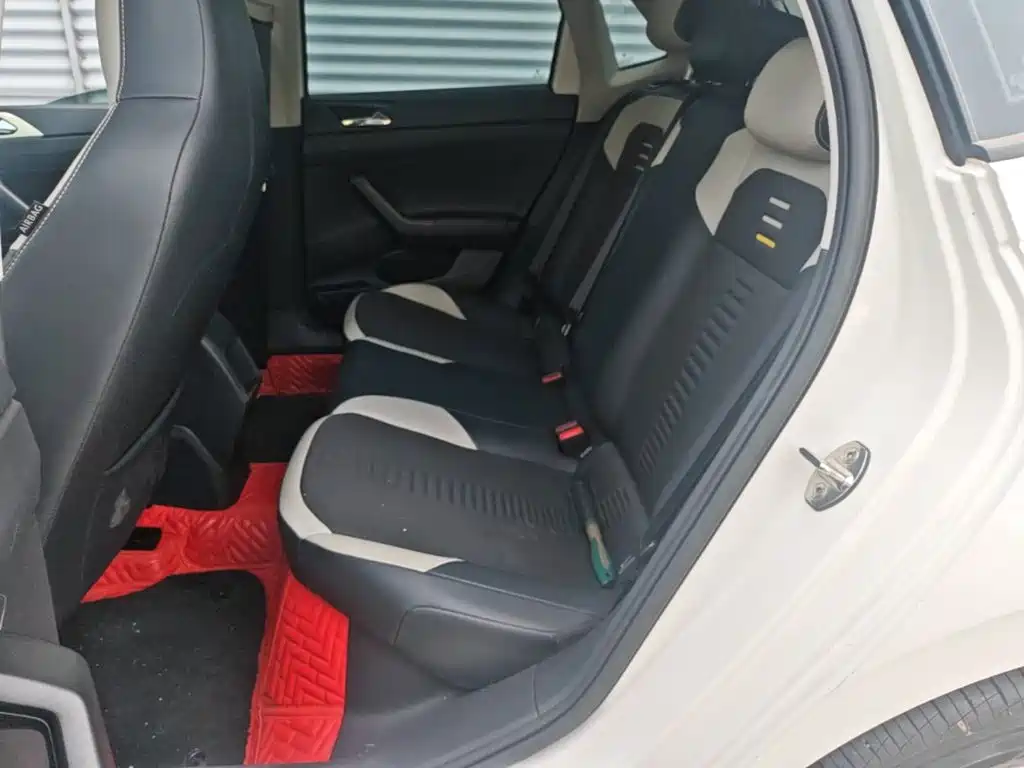 Polo 2021 Plus 1.5L Automatic Colorful Technology Edition купить на сайте DeffCars