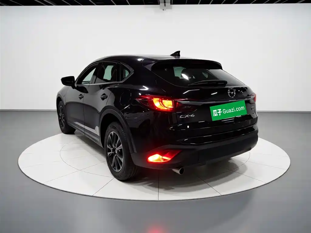 Mazda CX-4 2018 2.0L automatic two-wheel drive Blue Sky Vibrant Edition National V купить на сайте DeffCars