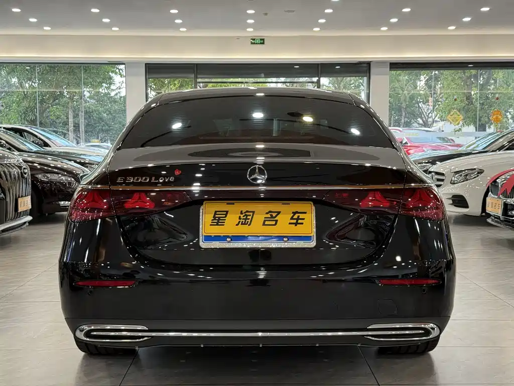 Mercedes-Benz E-Class 2024 E 300 L Luxury Model купить на сайте DeffCars