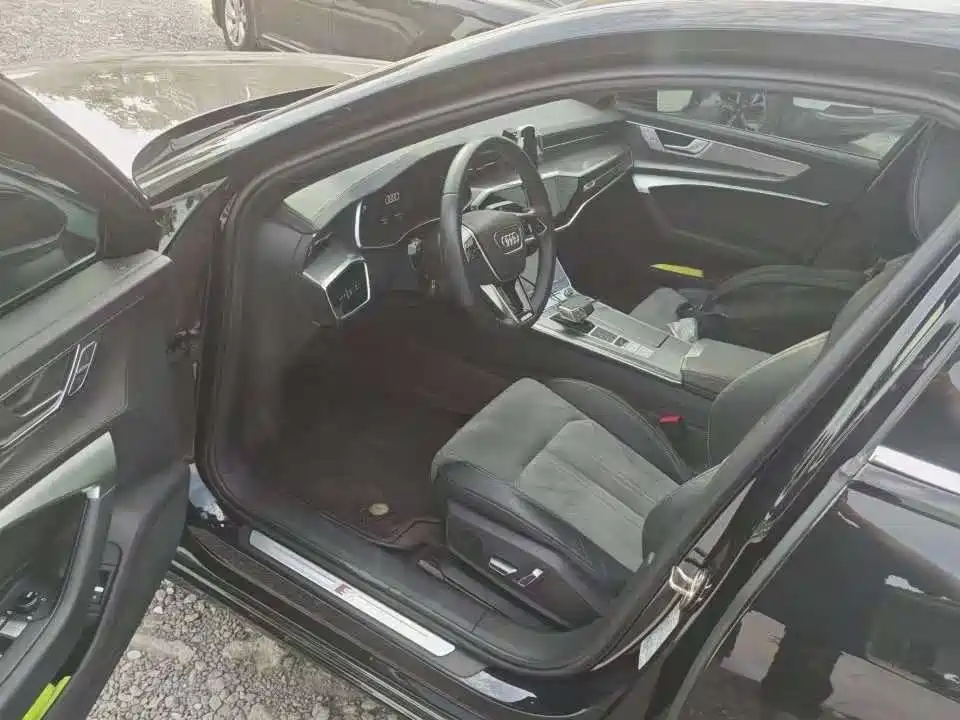 Audi A6L 2024 45 TFSI Premium Dynamic Model купить на сайте DeffCars