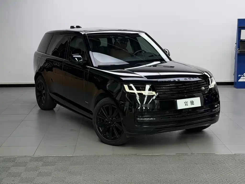 Range Rover 2023 3.0 L6 400PS Model Extended Edition купить на сайте DeffCars