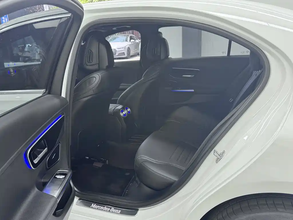 Mercedes-Benz C-Class 2025 C 260 L Sports Edition купить на сайте DeffCars