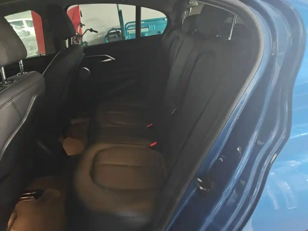 BMW 1 Series 2019 120i Leading M Sports Package купить на сайте DeffCars