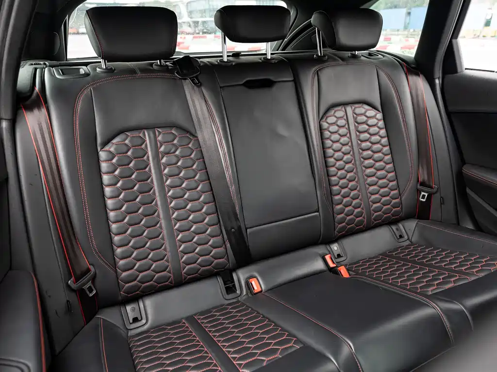 Audi RS 4 2022 RS4 Avant Obsidian Edition купить на сайте DeffCars