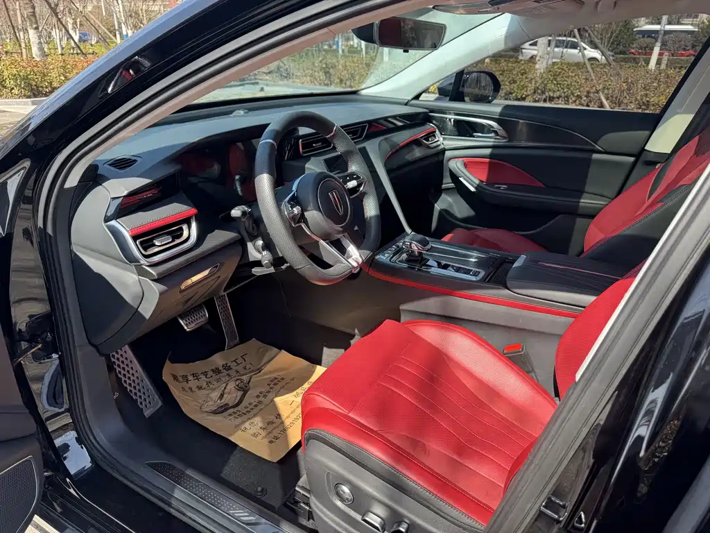 Hongqi H6 2023 2.0T Zhiyi Edition купить на сайте DeffCars