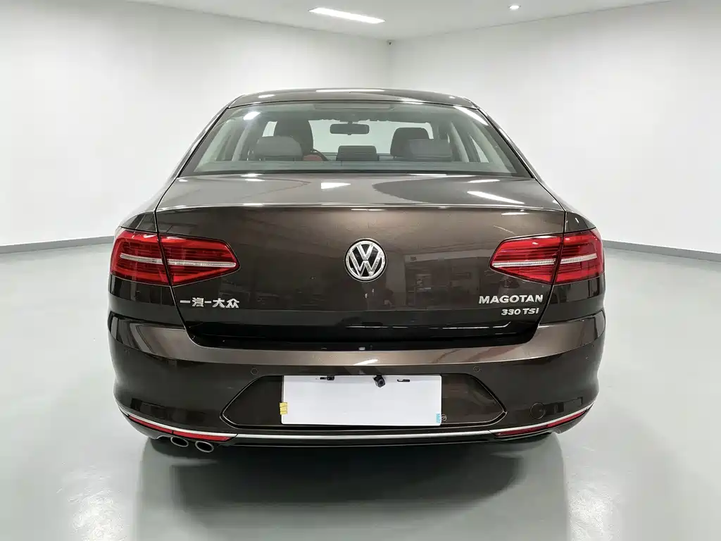 Magotan 2017 330TSI DSG leading model купить на сайте DeffCars
