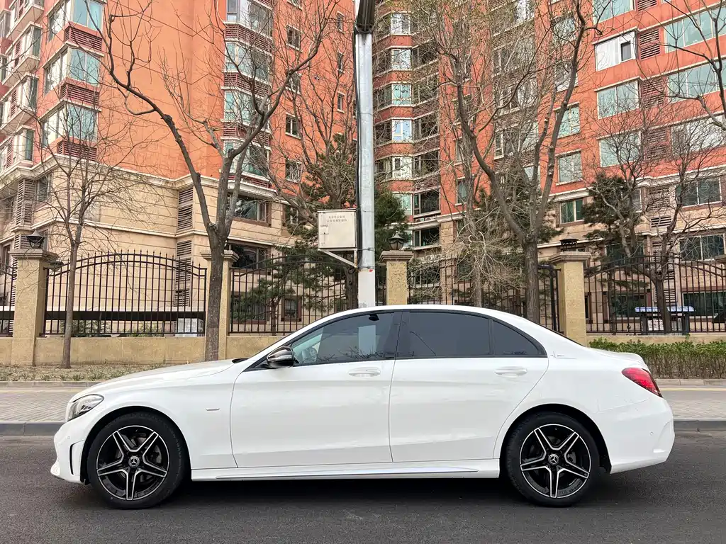 Mercedes-Benz C-Class 2021 C 260 L Sports Star Collection Edition купить на сайте DeffCars
