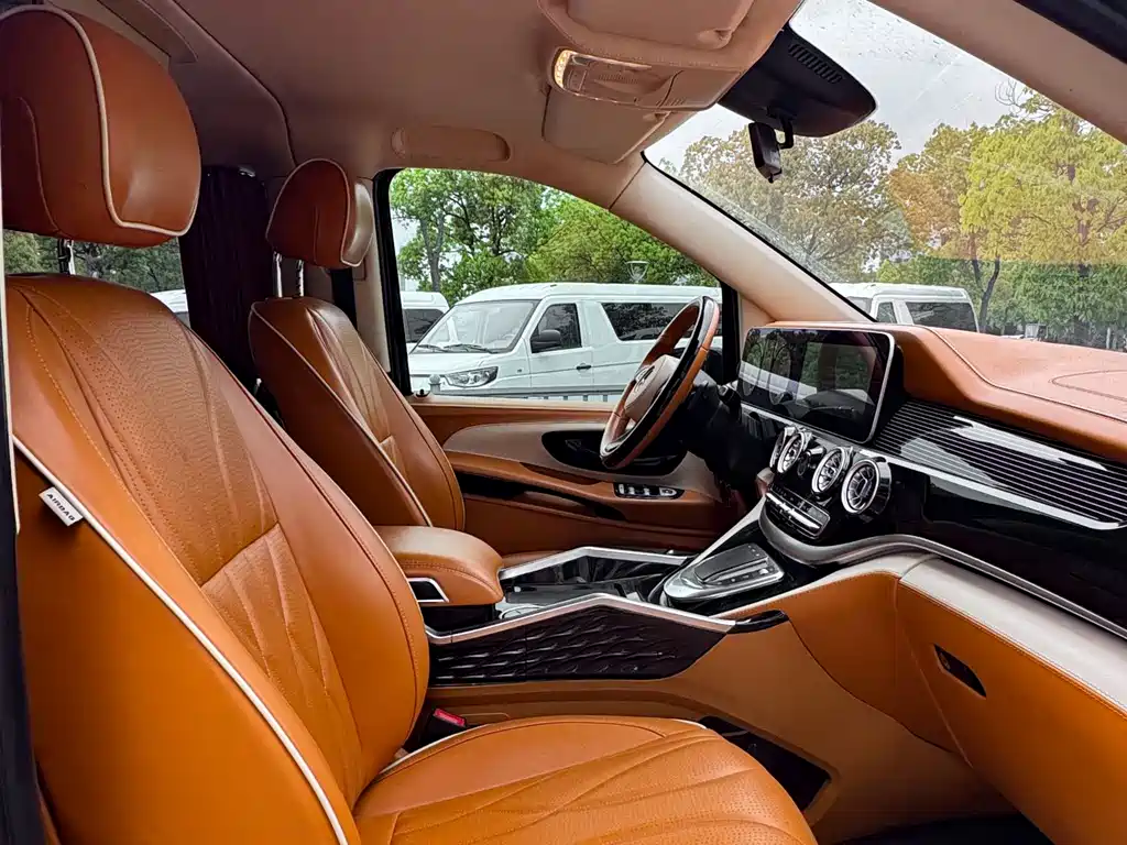 Vito 2023 2.0T Elite Edition 7 seats купить на сайте DeffCars