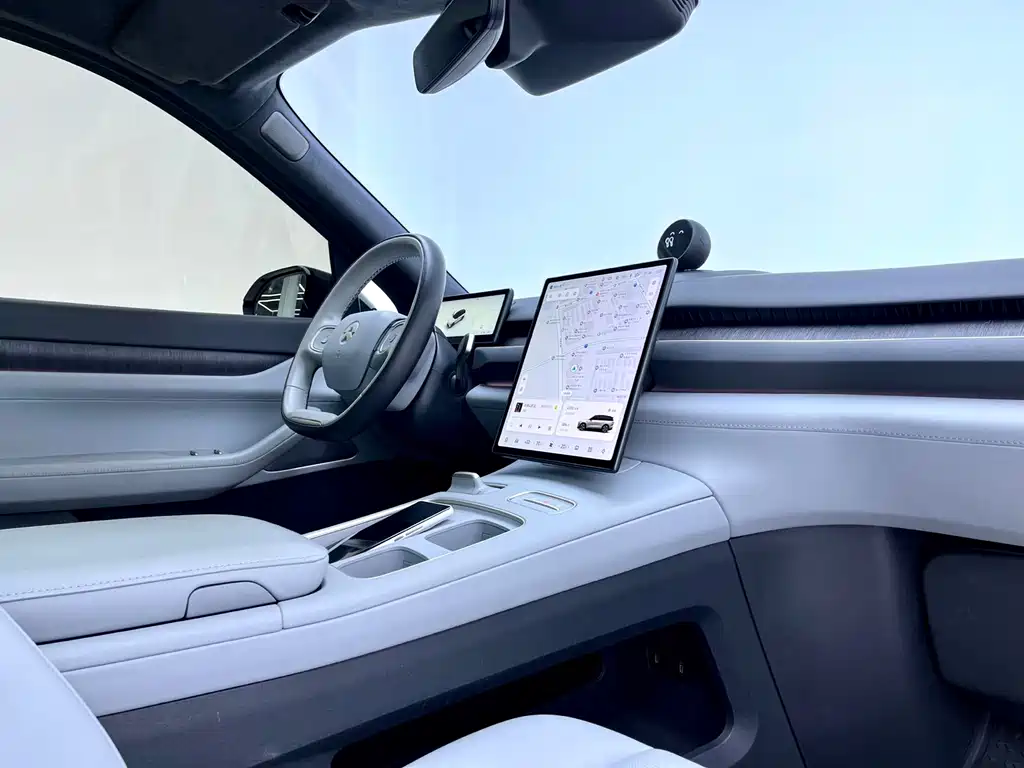 NIO ES8 2023 model 75kWh купить на сайте DeffCars