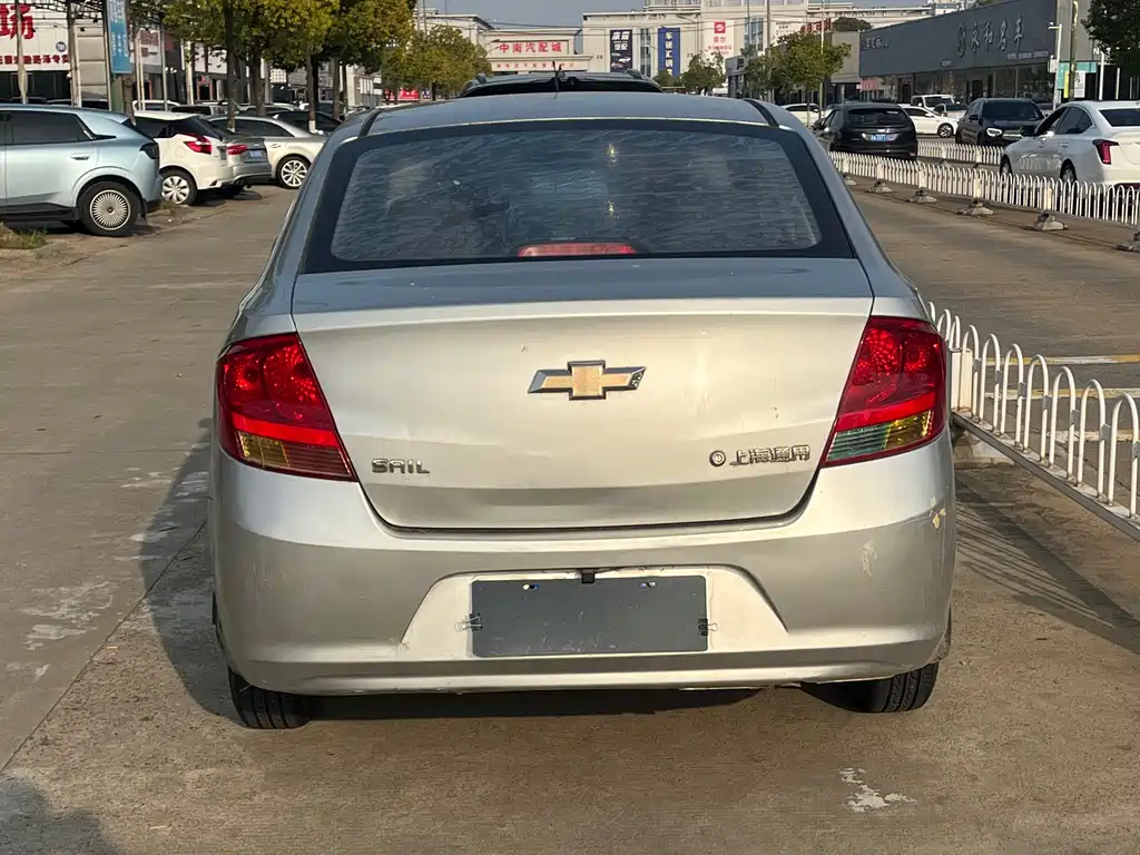 Sail 2013 Sedan 1.2L Manual Fashionable Happy Edition купить на сайте DeffCars