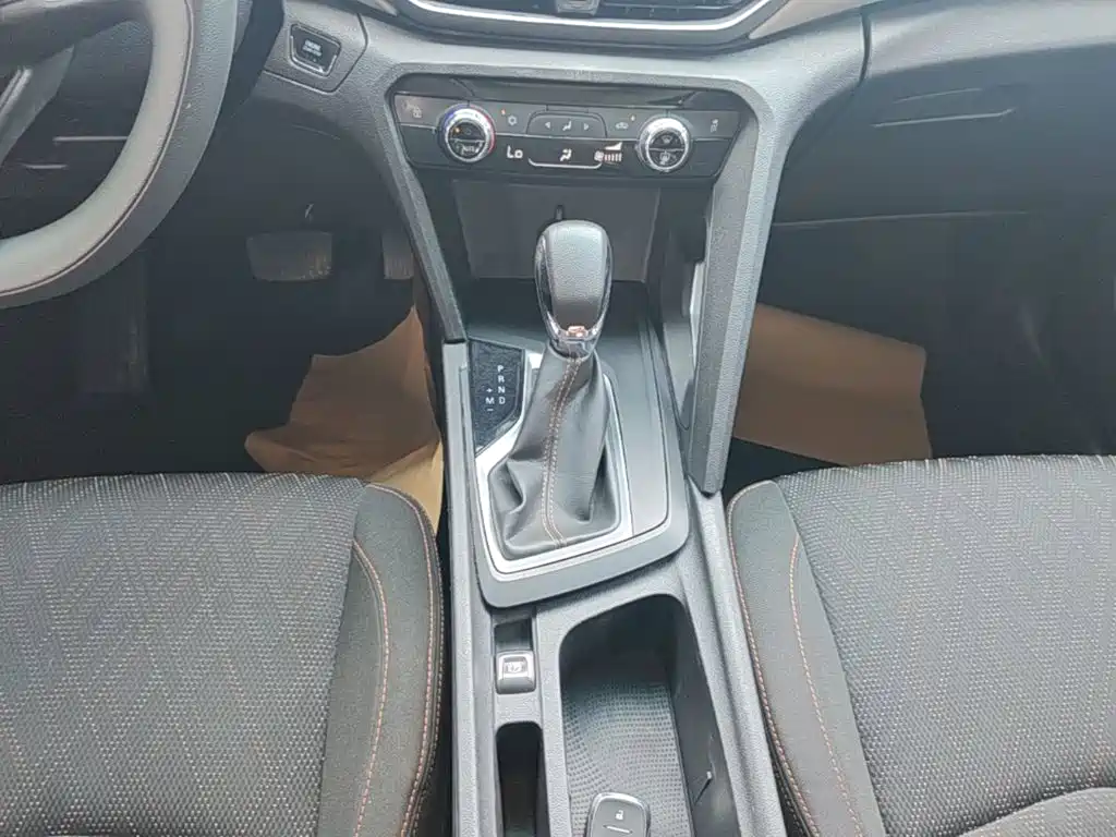 Orlando 2019 530T Automatic Jinxiang Edition (5 +2) Country VI купить на сайте DeffCars