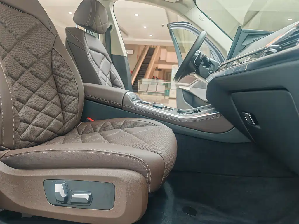 BMW X5 2025 xDrive 30Li Exclusive M Sports Night Package купить на сайте DeffCars