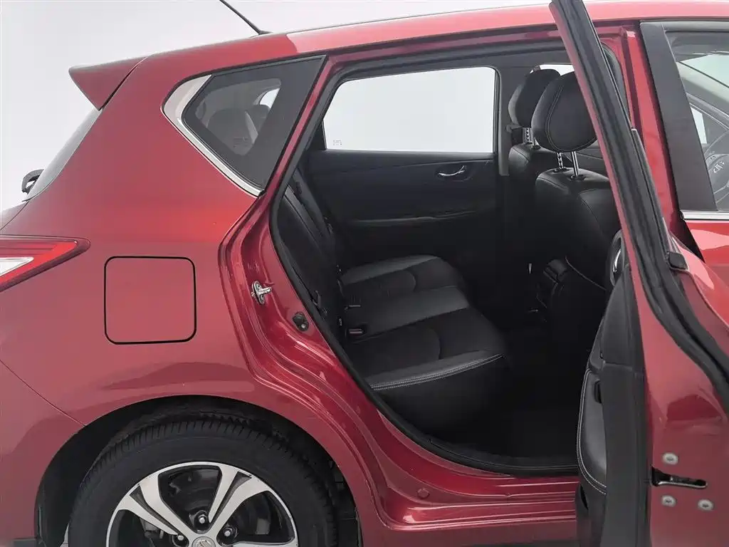 Tiida 2020 1.6L CVT Smart Travel Edition купить на сайте DeffCars