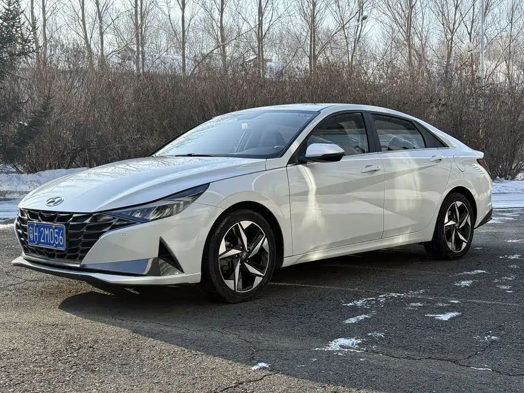 Elantra 2022 1.5L CVT LUX Premium Edition купить на сайте DeffCars