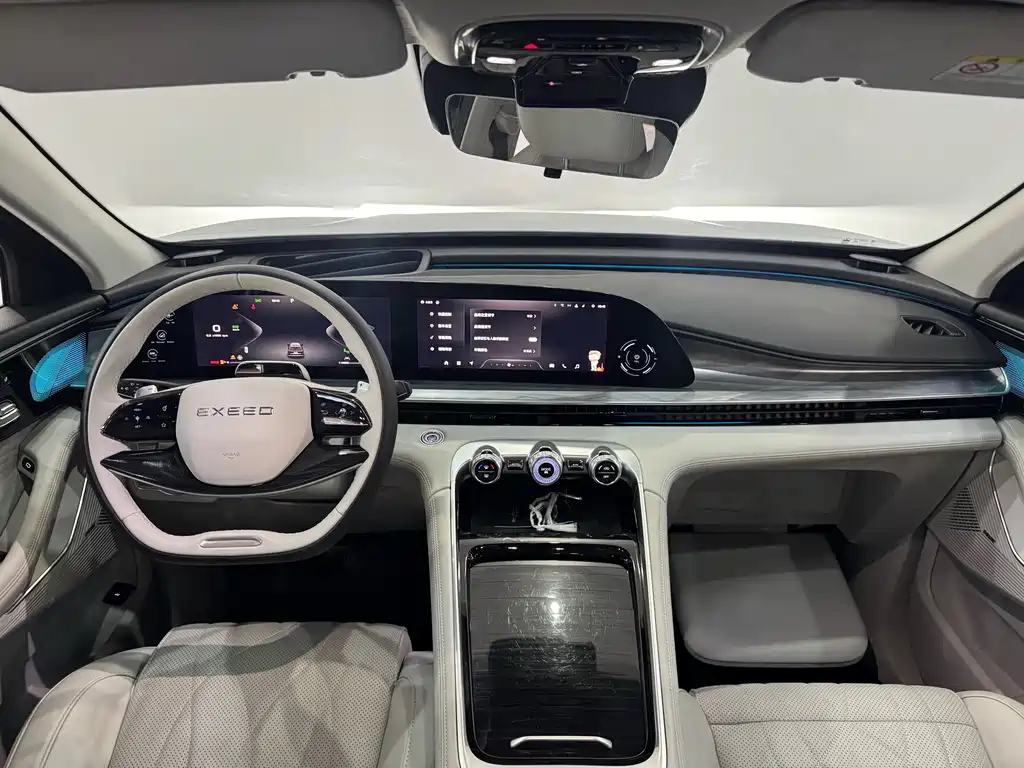 Xingtu Yaoguang 2023 400T two-wheel drive luxury version купить на сайте DeffCars