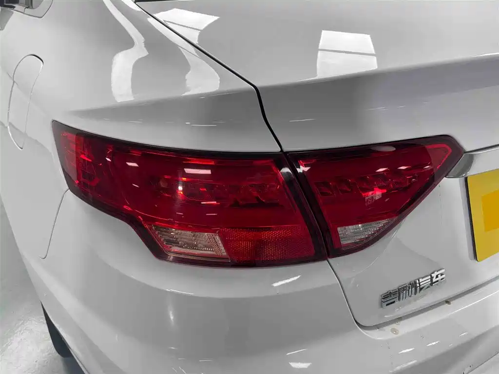 Emgrand GL 2019 1.4T CVT elite smart model купить на сайте DeffCars