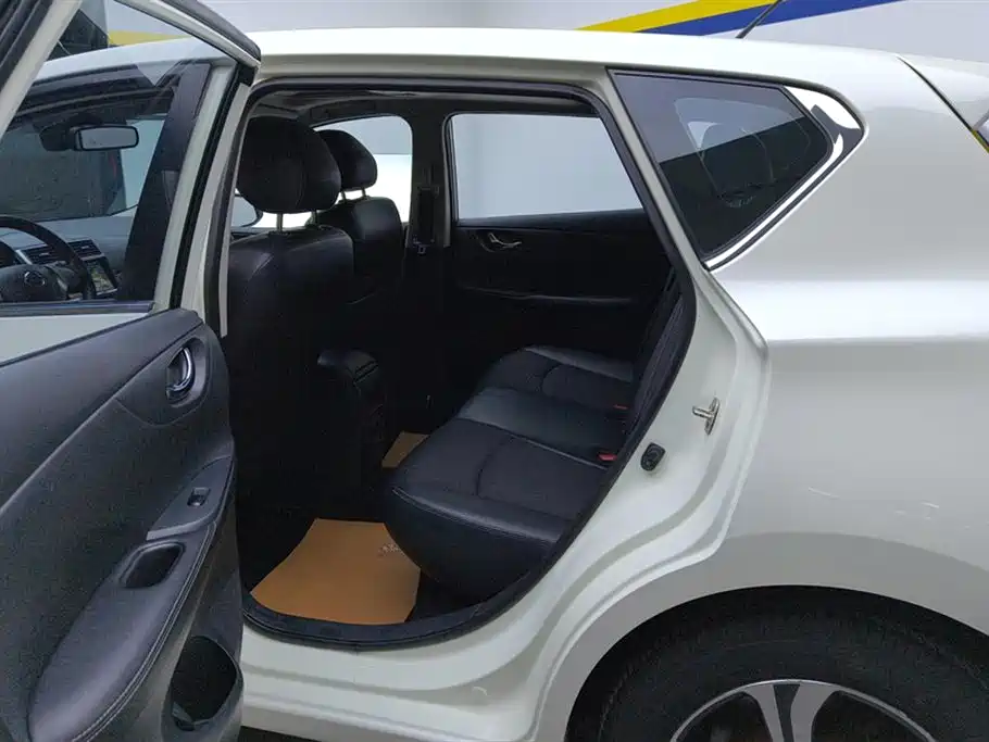Tiida 2019 1.6L CVT Smart Travel Edition National VI купить на сайте DeffCars