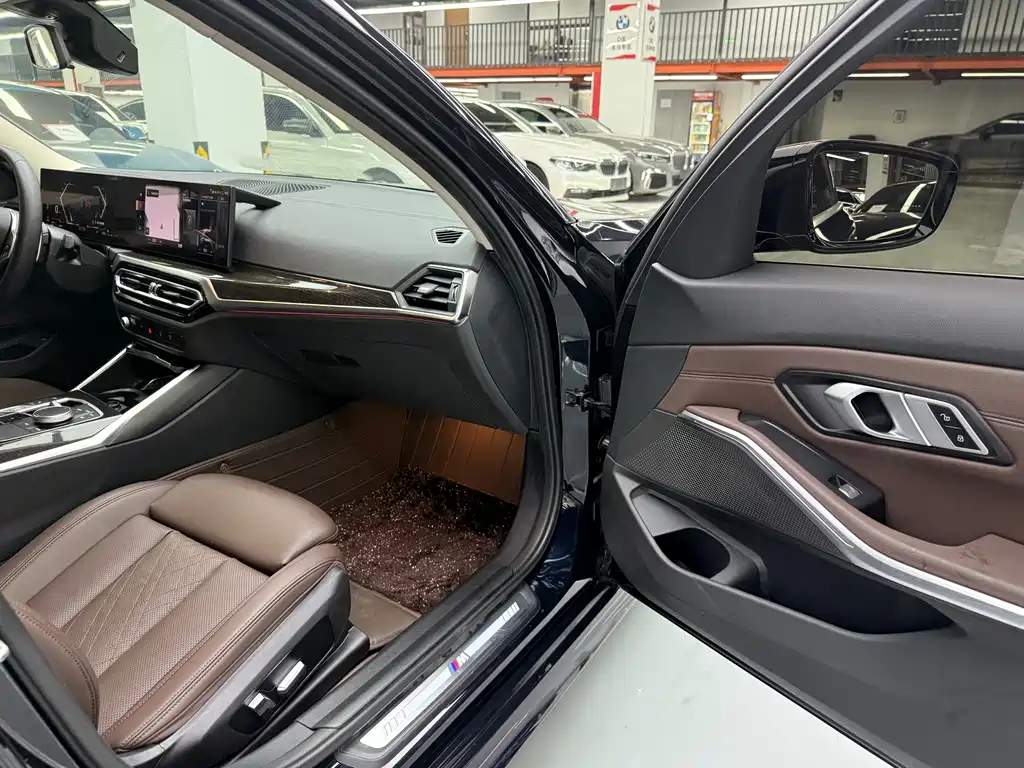 BMW 3 Series 2023 325Li M Sports Package купить на сайте DeffCars