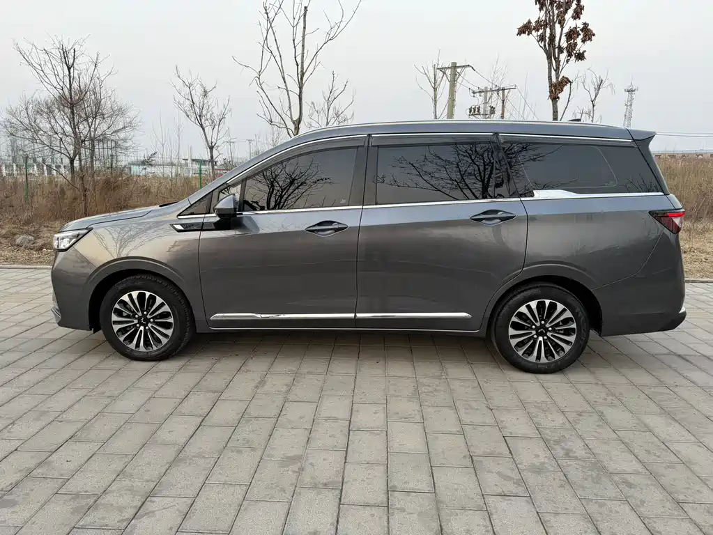 Wuling Jiachen 2022 1.5T CVT exclusive flagship model купить на сайте DeffCars