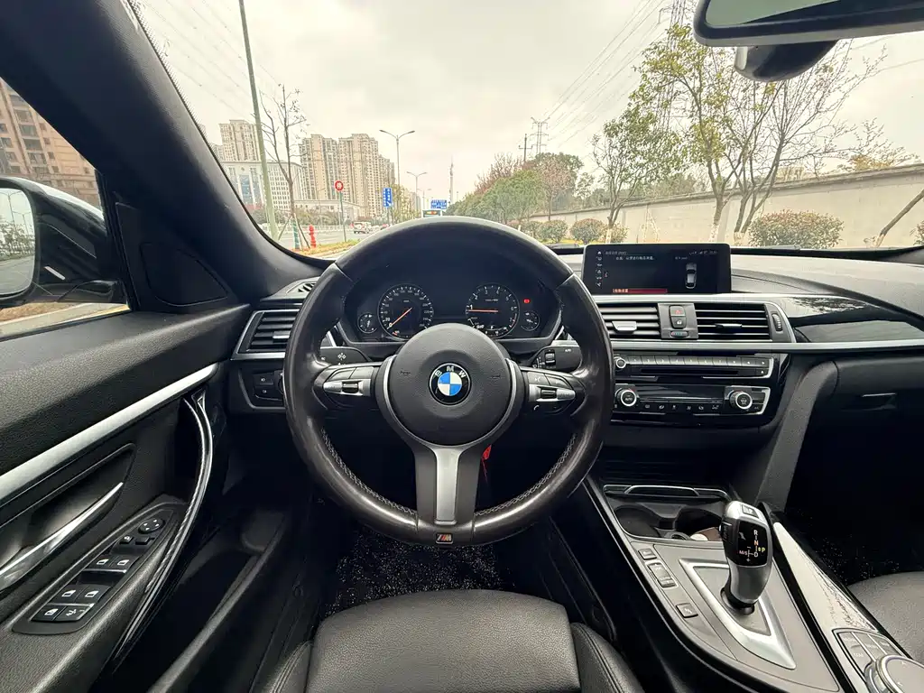 BMW 3 Series GT 2019 320i M Sports Package купить на сайте DeffCars